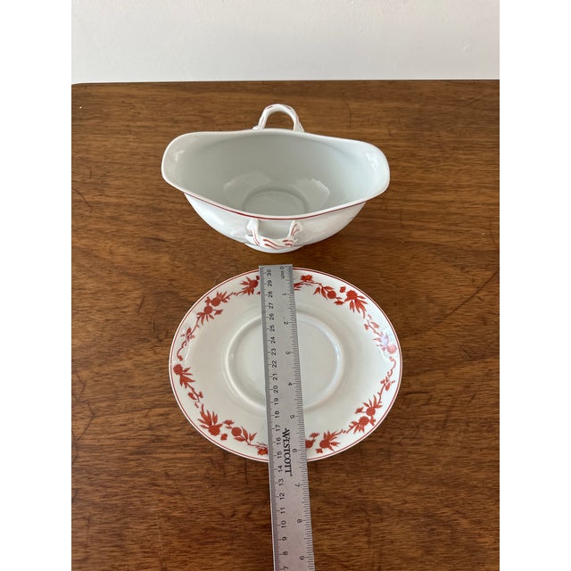 Vista Alegre Red Goa Pattern Sauce Boat With Underplate For Sale In Louisville - Image 6 of 8