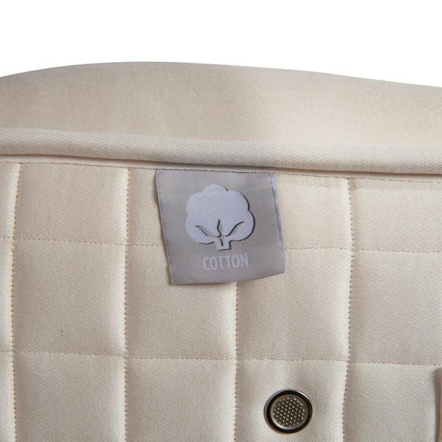 La Donna Bed in Silver Fabric with Cashmere Mattress from Cocoon For Sale - Image 4 of 12