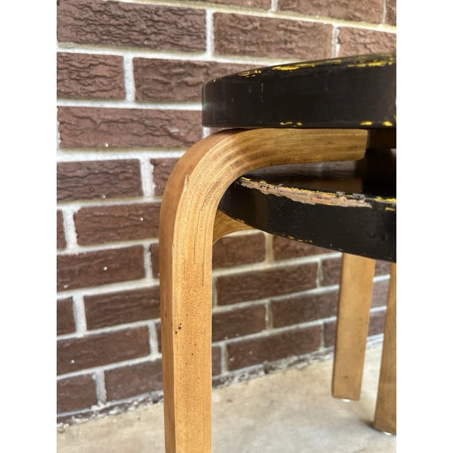 Black Pair of Vintage Model 60 Painted Stools Attributed to Alvar Aalto For Sale - Image 8 of 15