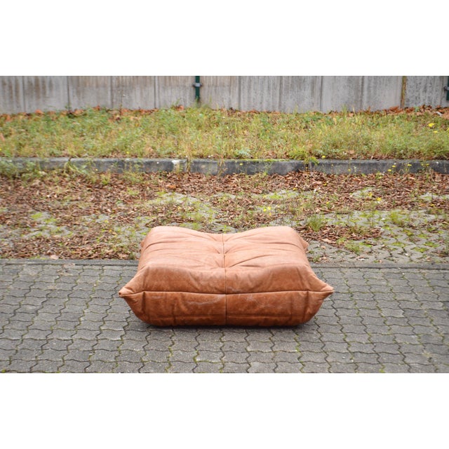 Ligne Roset Vintage Togo Ottoman in Cognac Leather by Michel Ducaroy for Ligne Roset, 1970s For Sale - Image 4 of 13