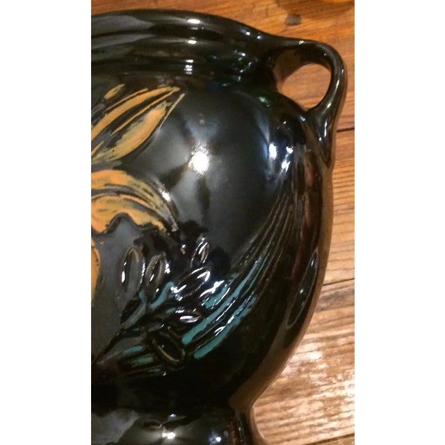 1940s Orange Day Lily, Black Large Art Nouveau Arts & Crafts Sculptural Urn W/ Lid For Sale - Image 5 of 11