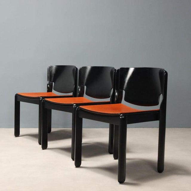 Vintage Italian 122 Chairs by Vico Magistretti for Cassina, 1960s For Sale - Image 3 of 12