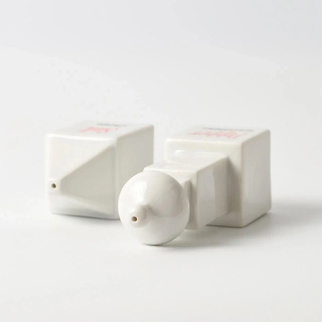 1990s Monumenti Salt and Pepper Shakers by Matteo Thun for Arzberg, 1980s, Set of 2 For Sale - Image 5 of 7