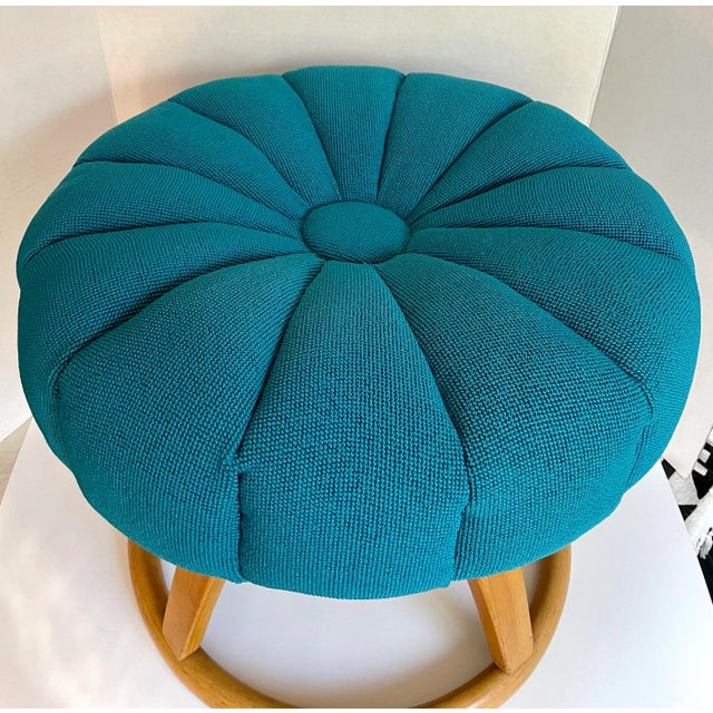 Heywood-Wakefield Mid 20th Century Heywood-Wakefield Mid-Century Modern Flower Swivel Ottoman Footstool For Sale - Image 4 of 11