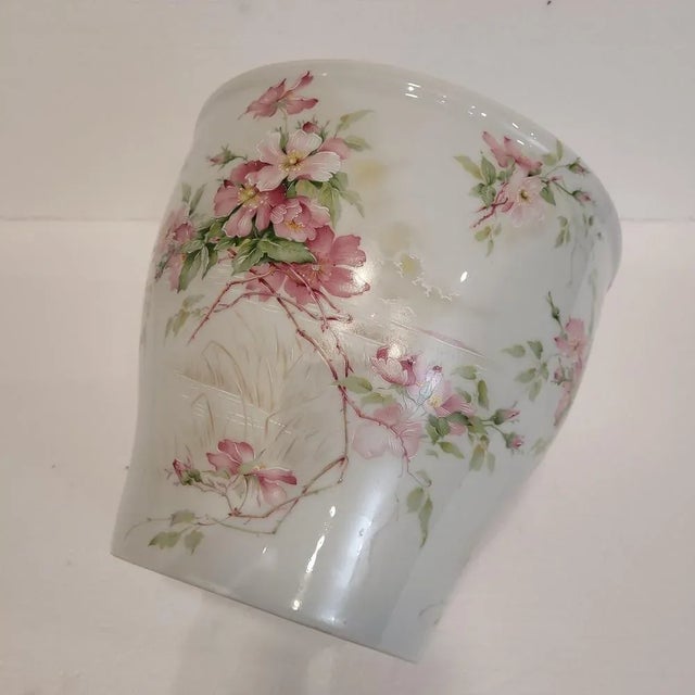 Floral Design Cache Pot from Limoges Porcelain, 1960s For Sale - Image 13 of 18