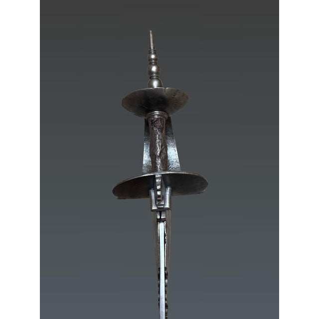 Khanda (or Tegha) Rajput sword, North India, 17th century For Sale - Image 4 of 7