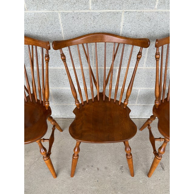 English Ethan Allen Nutmeg Maple Windsor Brace Back Side Chairs - Set of 4 For Sale - Image 3 of 12
