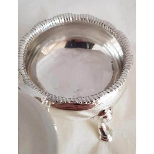 Sterling Silver Mustard Pot and Spoon from Edward Barnard & Sons, London, 1960, Set of 2 For Sale - Image 6 of 18