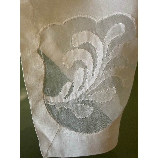 Grand Tour Vintage Linen Napkins - Set of 8 For Sale - Image 3 of 7