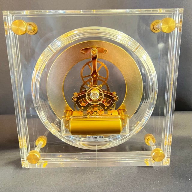 Seiko Lucite Skeleton Mantel Clock in Gold – Model Qaw105g For Sale - Image 9 of 12