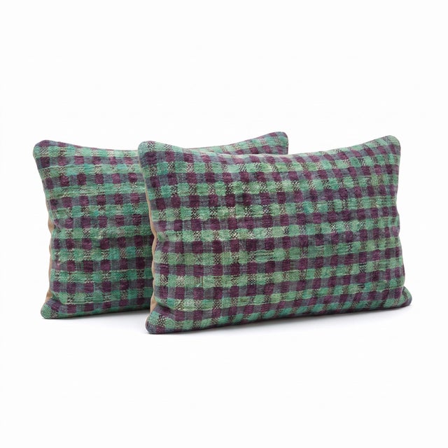 Mid-Century Modern Turkish Wool Lumbar Kilim Pillow Cover 16'' X 24'' - Set of Two For Sale - Image 3 of 4
