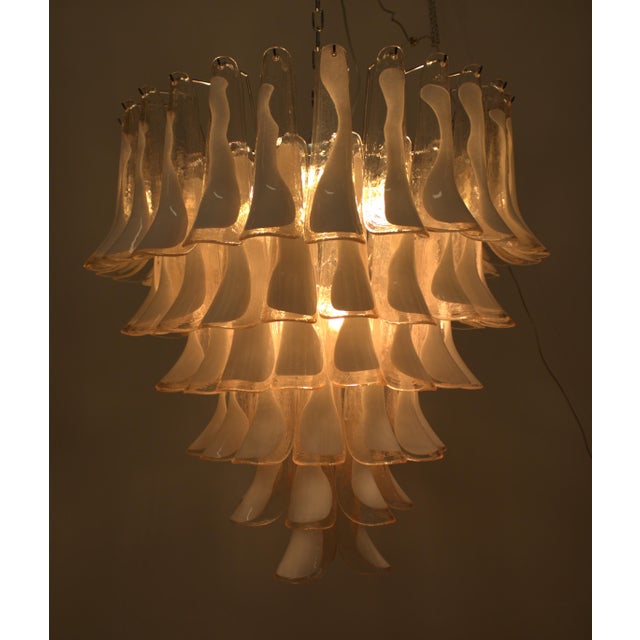 1950s Murano Glass Petal Chandelier attributed to Sergio Mazza for Mazzega, 1950s For Sale - Image 5 of 8