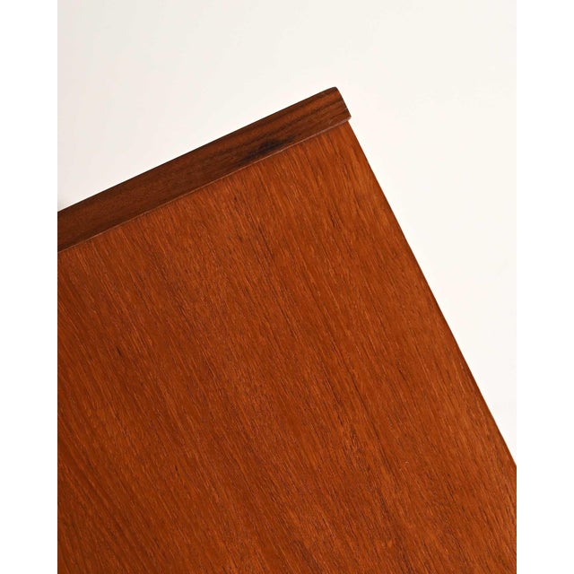 Brown Small Scandinavian Teak Chest of Drawers by Gillis Lundgren, 1960s For Sale - Image 8 of 10