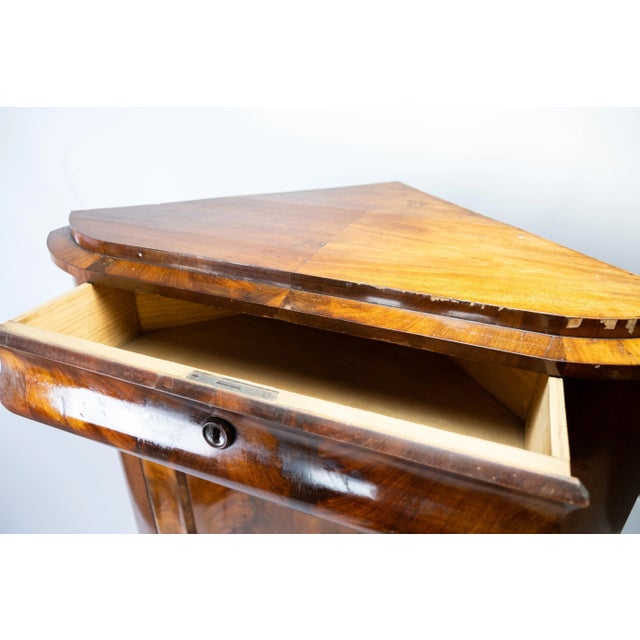 Large Antique Corner Cabinet in Mahogany, 1840s For Sale - Image 5 of 14