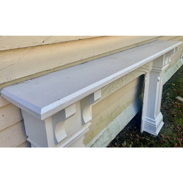 Farmhouse Antique Fireplace Mantle 1920s Colonial Farmhouse Style White Pine With Corbels For Sale - Image 3 of 6