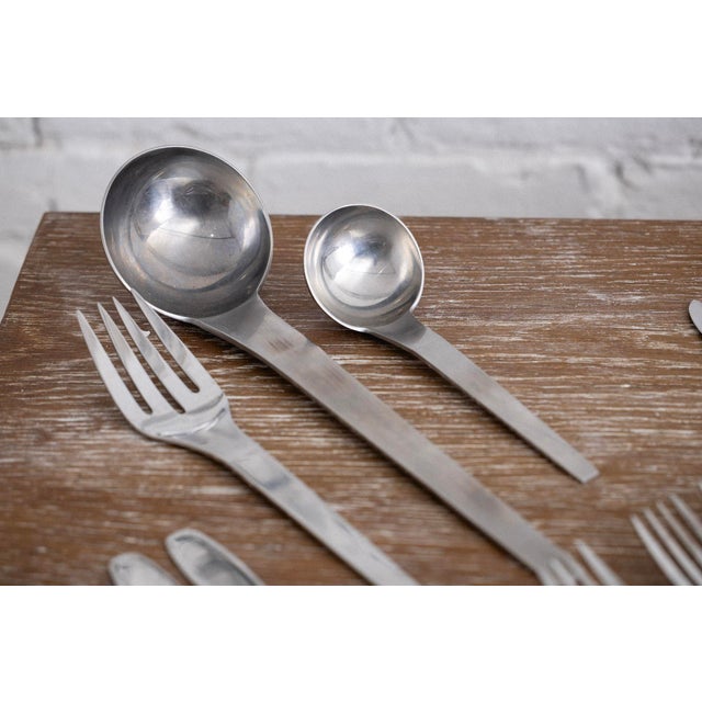 Metal Mid Century Dalia Spain "Picasso" Flatware Set, 82 Pieces For Sale - Image 7 of 12