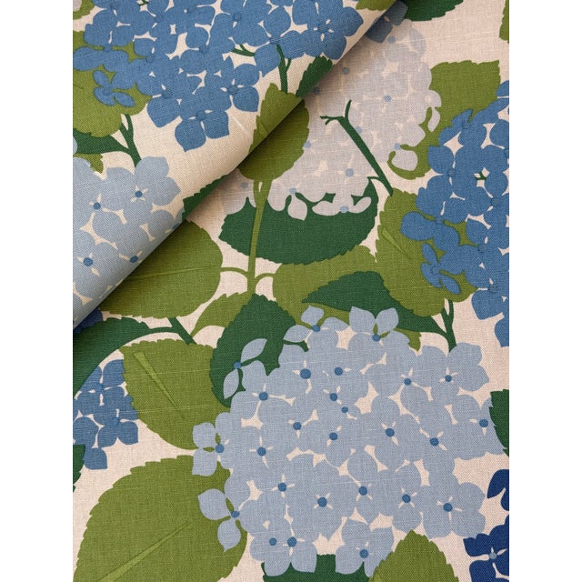 Traditional Schumacher Fabric 177583 | Hydrangea, Porcelain 2 1/2 Yards For Sale - Image 3 of 6