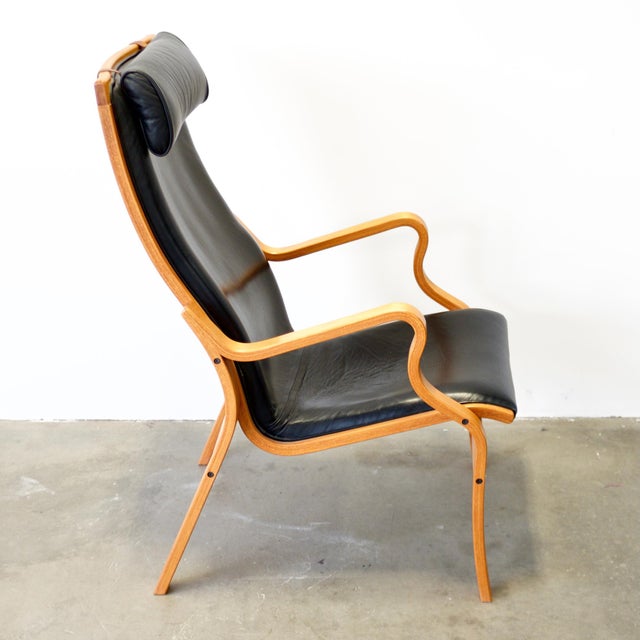 Skovby Møbelfabrik A/S 1960s Attributed to Skovby Møbelfabrik "Bern" Bentwood Beech Armchair With Leather Upholstery For Sale - Image 4 of 8