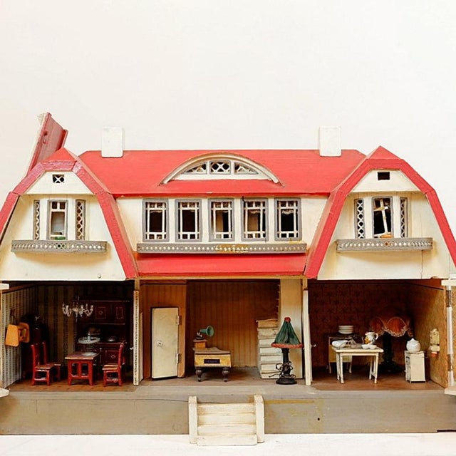 Antique dollhouses and furniture - Moritz Gottschalk - Germany - Circa 1920 Wear Consistent with age and use Measures :...
