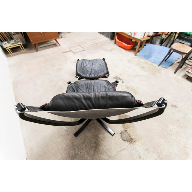 Set of Viking Armchair Set P97 & Ottoman by Sigurd Ressell for Poltrona Frau, 1980s For Sale - Image 13 of 18