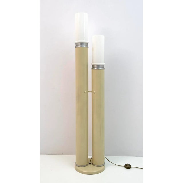 Space Age lamp, particular Italian design of the 70s, consisting of two ivory lacquered and aluminum cylinders and two...