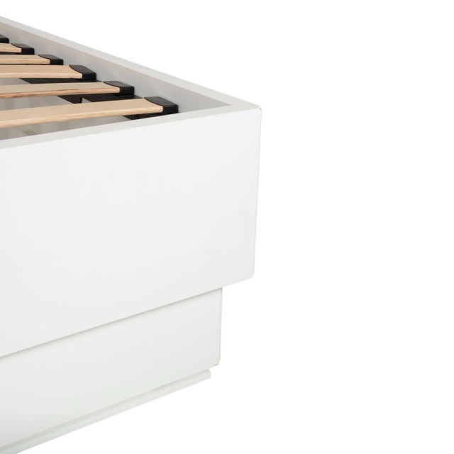 Yellow Lugano Fabric Bed Frame in Yellow, White and Curry with Manual Function by BoConcept For Sale - Image 8 of 16