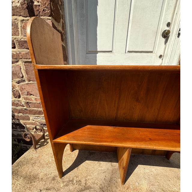 English Pine Bookcase From the Late 19th Century For Sale - Image 3 of 8