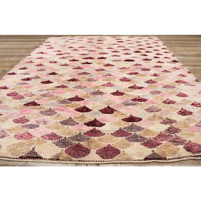 Textile Scalloped Beni Mrirt Moroccan Rug - 10'00 X 13'01 For Sale - Image 7 of 9