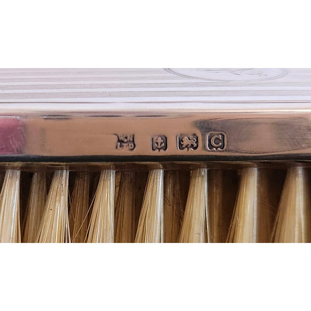 1920s English Art Deco Sterling Silver Grooming Trio by William Neale, Birmingham 1927 For Sale - Image 5 of 18