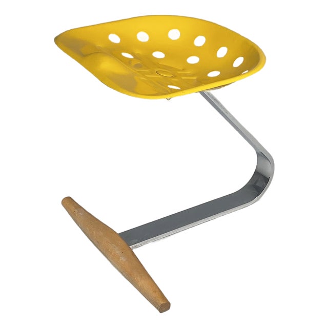 Mid-Century Modern Italian Mezzadro Stool by Achille and Pier Giacomo Castiglioni for Zanotta, 1960s For Sale