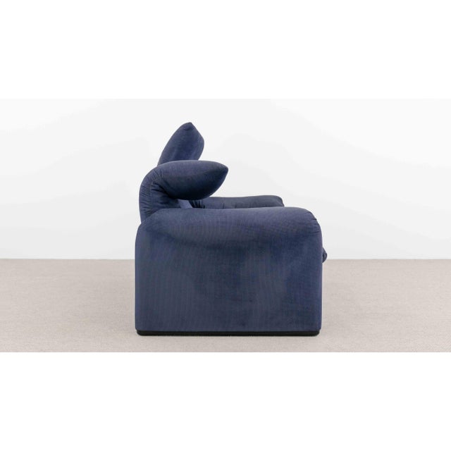 Maralunga 2-Seater Sofa by Vico Magistretti for Cassina, 2000s For Sale - Image 10 of 18