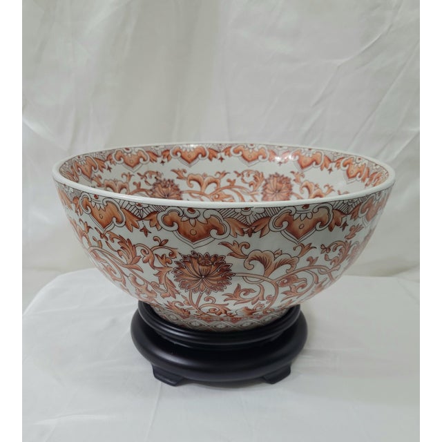 Chinoiserie Large Chinese Porcelain Floral Burnt Orange Chinoiserie Bowl With Stand For Sale - Image 3 of 9