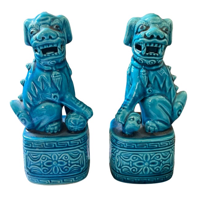 Pair of 19th Century Medium Size Blue Foo Dogs For Sale