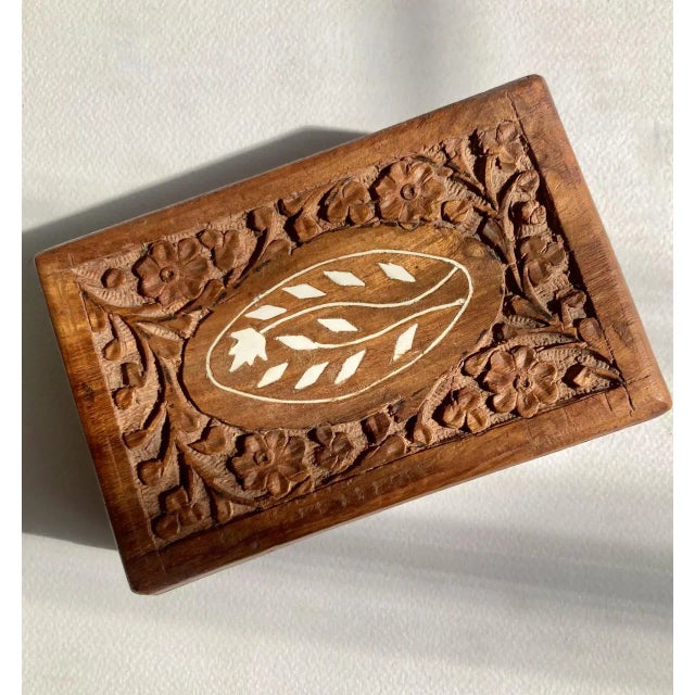 1970's Hand Carved Himalayan Sheesham Wood Jewelry Box For Sale - Image 4 of 13