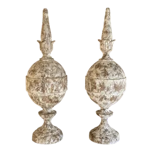 Early 20th Century Drum and Company Decorative Finials - a Pair