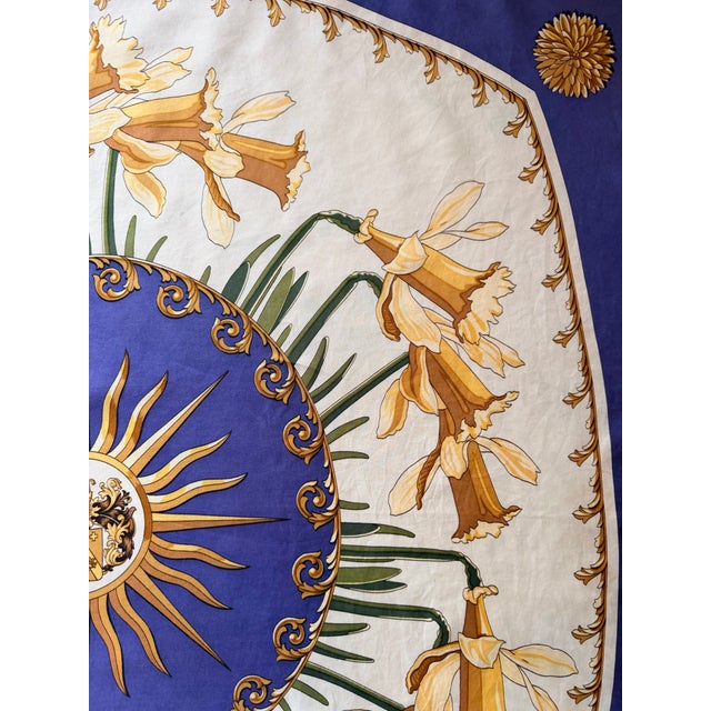 Hermès Daffodils 1999 Silk Scarf Designed by Philippe Ledoux For Sale In New York - Image 6 of 8