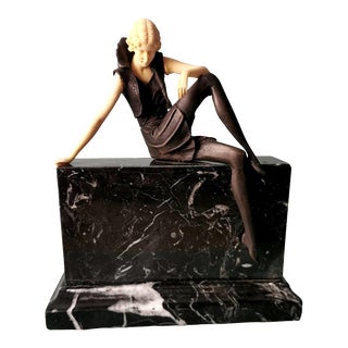 1930s Art Deco French Flapper Girl Sculpture in Bronze and Marquinia Marble For Sale