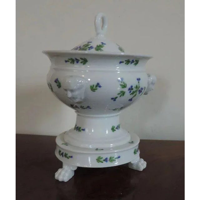 19th Century 19th Century French Empire Old Paris Porcelain Sprig Cornflower Urn Form Sauce Tureen & Cover For Sale - Image 5 of 11