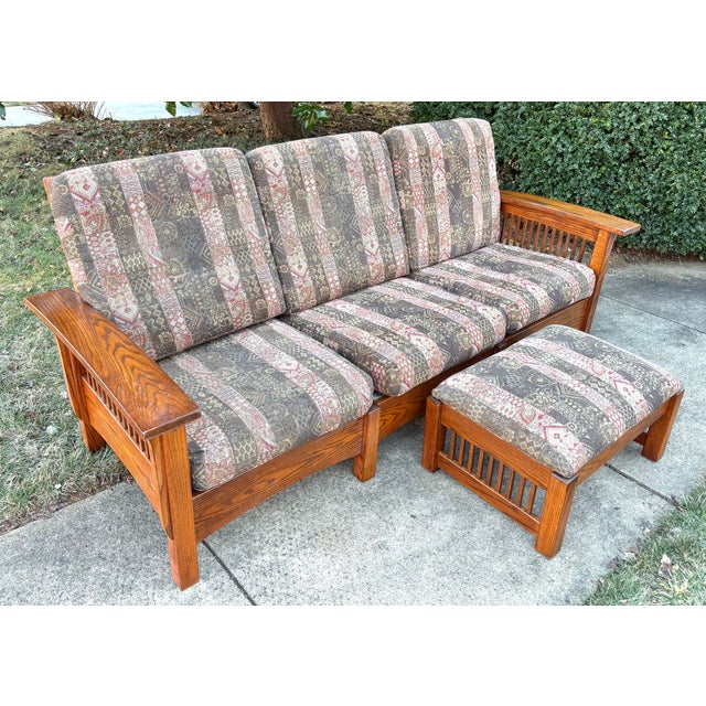 Late 20th Century Arts and Crafts Mission Style Oak Sofa With Ottoman For Sale - Image 13 of 15