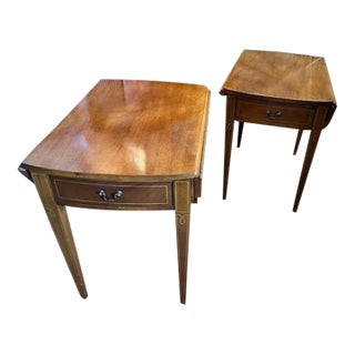 Pair of 1950s Mahogany American Small Drop Leaf Side or End Tables. For Sale