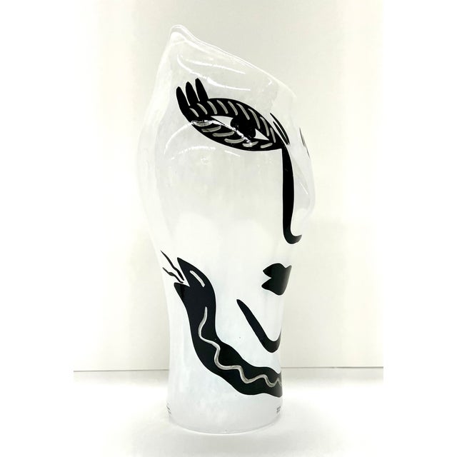 White Kosta Boda Hand Painted Open Minds Glass Vase Designed by Ulrica Hydman Vallien - Made in Sweden For Sale - Image 8 of 8