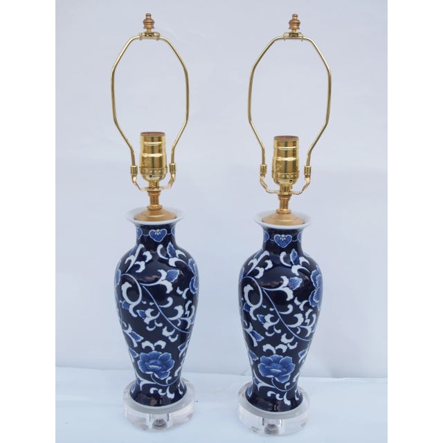1990s Pair of Chinese Blue and White Lamps For Sale - Image 5 of 5