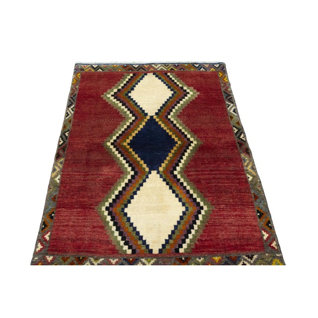 Hand-Knotted Gabbeh Rug with Geometric Medallion For Sale - Image 4 of 11