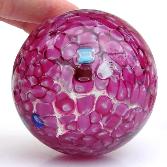 Mid-Century Modern Murano Vintage Fratelli Toso and Barbini Murrine Flowers Italian Art Glass Paperweights - Set of 3 For Sale - Image 3 of 11