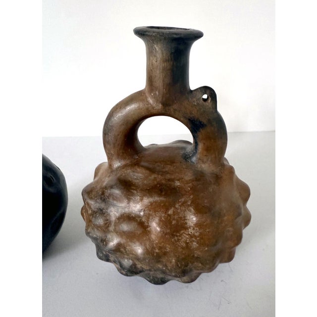 Collection of Two Pre-Columbian Cupisnique Stirrup Ceramic Vessels Peru For Sale - Image 11 of 14