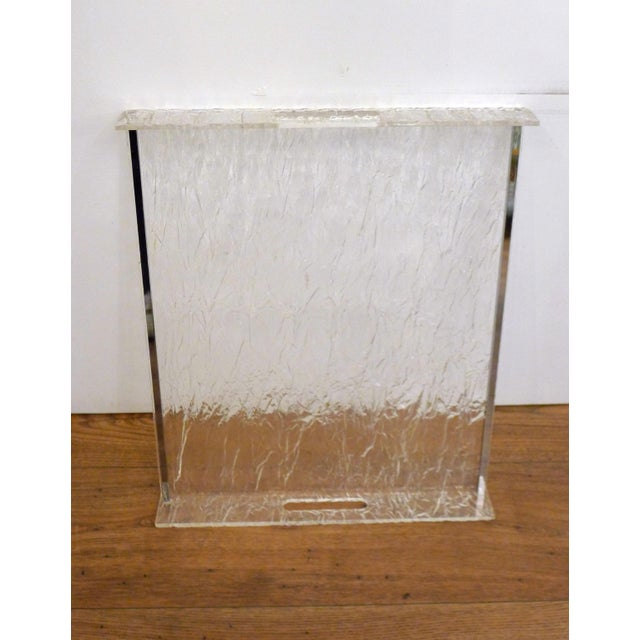 Large Vintage Serving Tray in Frosted Acrylic Glass with Chrome Trim, 1970s For Sale - Image 3 of 17