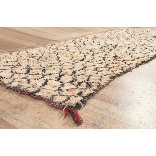 Ivory Vintage Azilal Moroccan Rug, 05'05 X 12'06 For Sale - Image 8 of 10