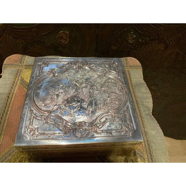 Antique Silver Plated Jewelry Box Le Denicheur by Boucher Engraved by B.Wicker For Sale - Image 13 of 17