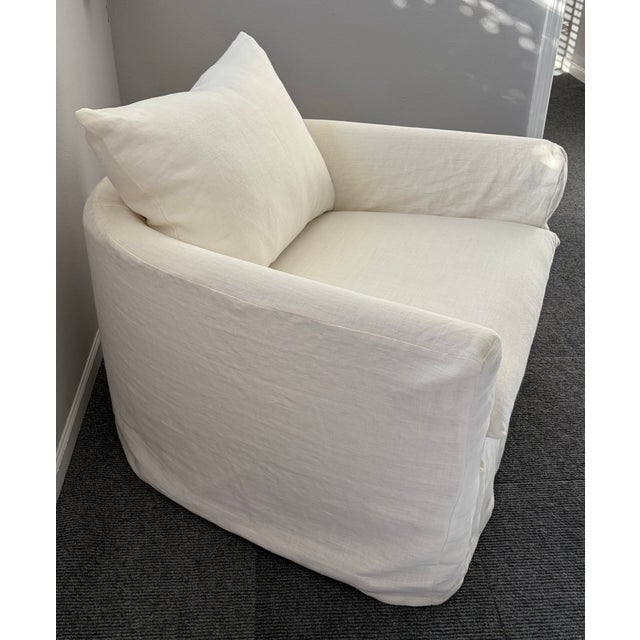 Wren Linen Slipcovered Chair by Community MFG For Sale In Kansas City - Image 6 of 10