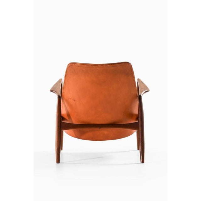 Easy Chair in Leather and Teak by Ib Kofod-Larsen, 1950s For Sale - Image 11 of 14